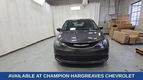 2017 Chrysler Pacifica Touring