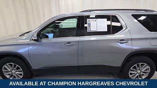 Sterling Gray Metallic 2023 Chevrolet Traverse LT Cloth