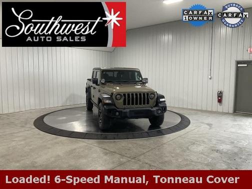 2020 Jeep Gladiator Sport