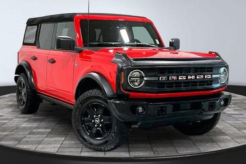 Race Red 2023 Ford Bronco Black Diamond