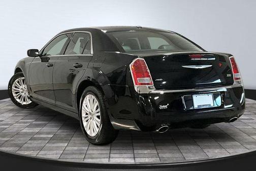 2013 Chrysler 300 Base