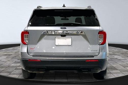 Silver Metallic 2023 Ford Explorer XLT