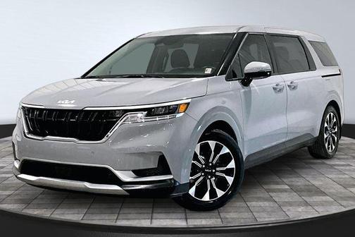 Ceramic Silver 2024 Kia Carnival EX
