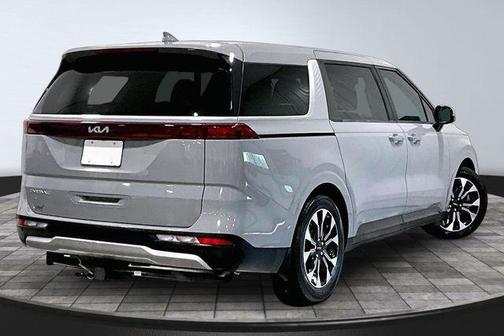Ceramic Silver 2024 Kia Carnival EX