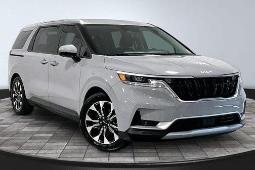 Ceramic Silver 2024 Kia Carnival EX