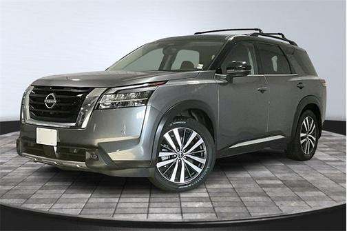 2022 Nissan Pathfinder Platinum