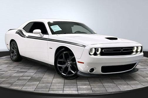 White Knuckle Clearcoat 2019 Dodge Challenger R/T