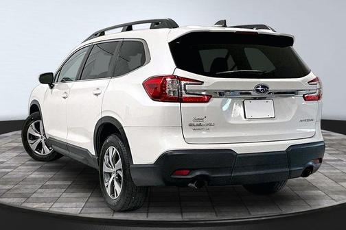 Crystal White Pearl 2023 Subaru Ascent Premium 8-Passenger