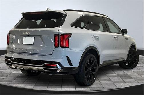 2022 Kia Sorento SX