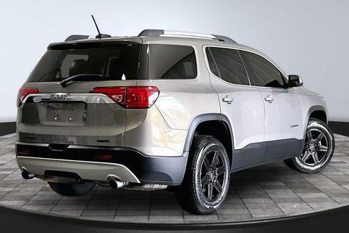 Pepperdust Metallic 2019 GMC Acadia SLT-1