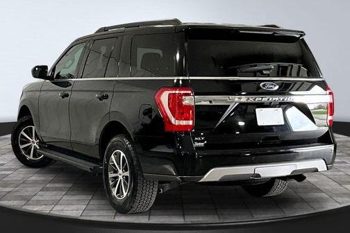 Shadow Black 2018 Ford Expedition XLT