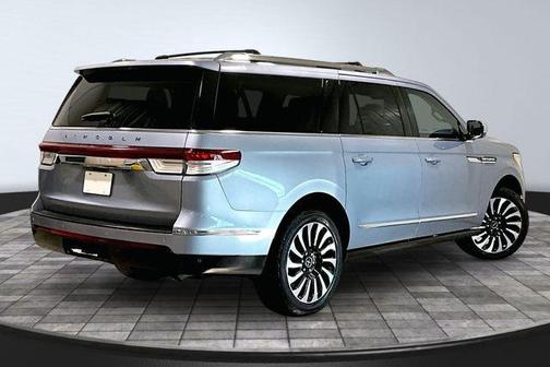 2022 Lincoln Navigator L Black Label