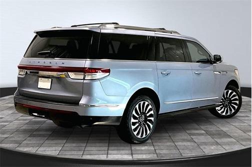 2022 Lincoln Navigator L Black Label