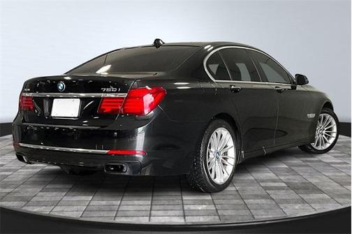 2013 BMW 750 i xDrive