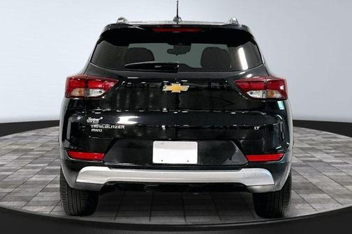 Mosaic Black Metallic 2024 Chevrolet Trailblazer LT