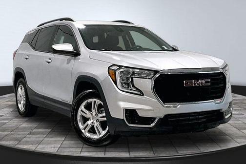 Quicksilver Metallic 2022 GMC Terrain SLE