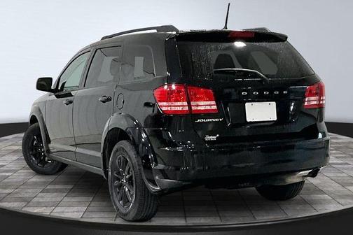 Pitch Black Clearcoat 2020 Dodge Journey SE Value