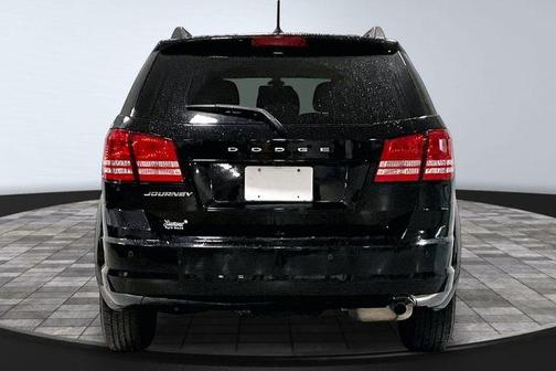 Pitch Black Clearcoat 2020 Dodge Journey SE Value