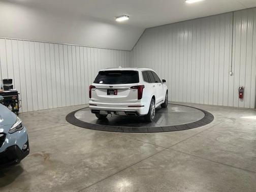 2020 Cadillac XT6 Premium Luxury FWD