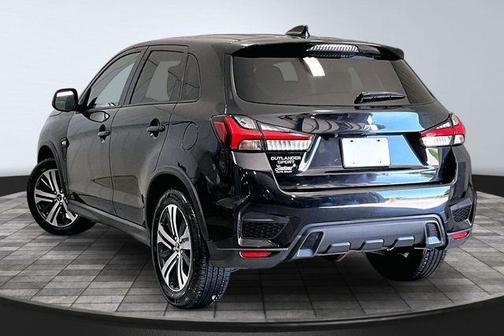 Black 2020 Mitsubishi Outlander Sport 2.0 ES