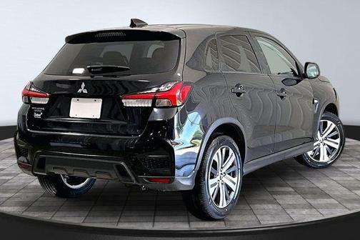 Black 2020 Mitsubishi Outlander Sport 2.0 ES