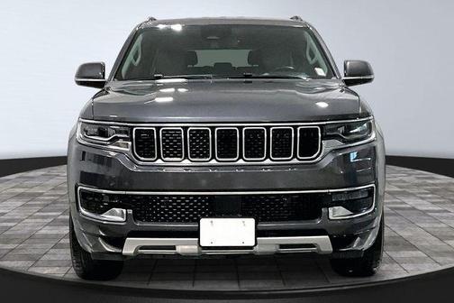 Metallic 2022 Jeep Wagoneer Series II