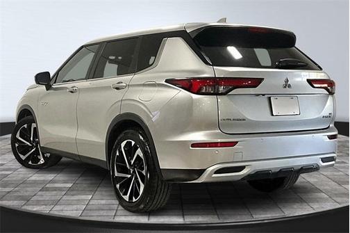 2023 Mitsubishi Outlander PHEV