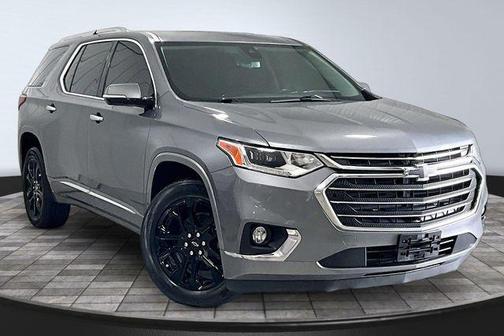 Satin Steel Metallic 2019 Chevrolet Traverse Premier