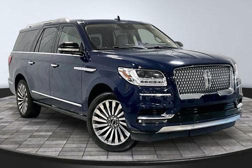Blue 2019 Lincoln Navigator L Reserve