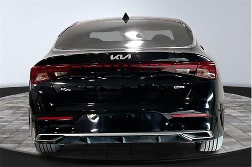 2022 Kia K5 LXS