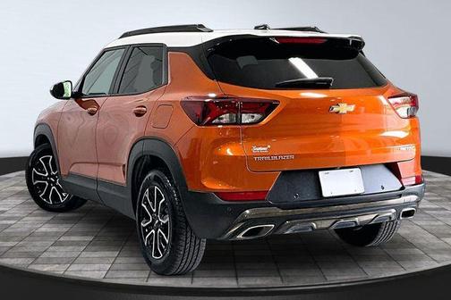 Vivid Orange Metallic 2023 Chevrolet Trailblazer ACTIV
