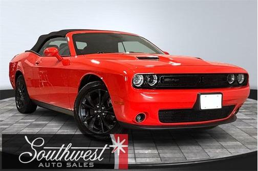 2022 Dodge Challenger SXT