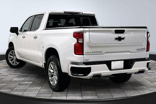 Iridescent Pearl Tricoat 2022 Chevrolet Silverado 1500 Limited High Country
