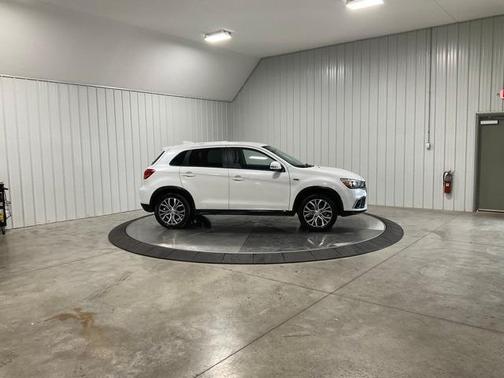 2018 Mitsubishi Outlander Sport 2.0 ES