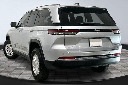 2022 Jeep Grand Cherokee Laredo