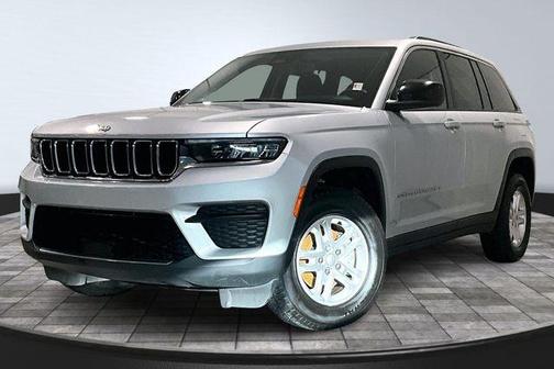 2022 Jeep Grand Cherokee Laredo