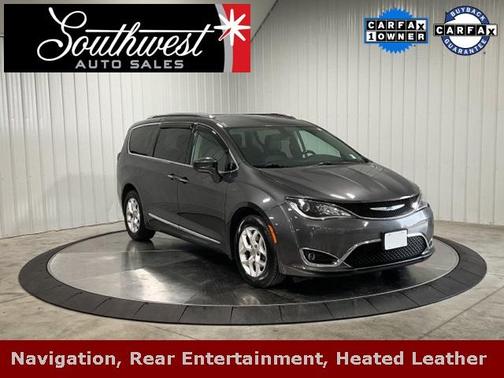 2020 Chrysler Pacifica Touring-L Plus
