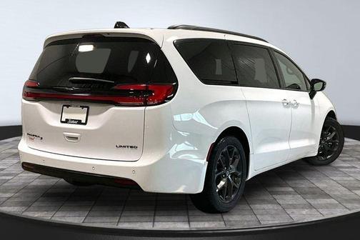 2025 Chrysler Pacifica Limited