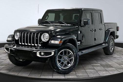 Black Clearcoat 2021 Jeep Gladiator Overland