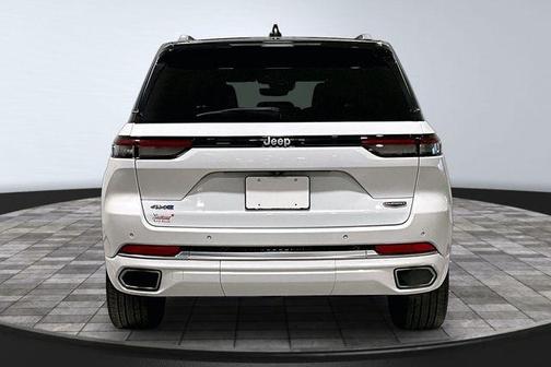 2022 Jeep Grand Cherokee 4xe Summit