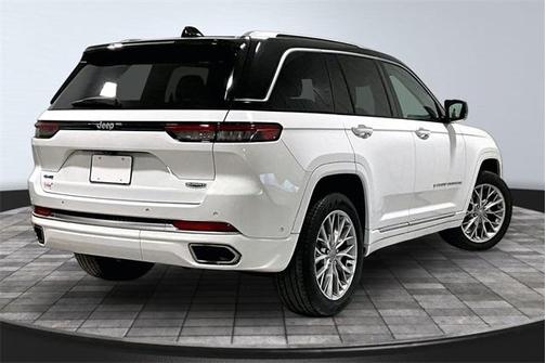 2022 Jeep Grand Cherokee 4xe Summit