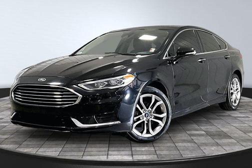 Black 2019 Ford Fusion SEL