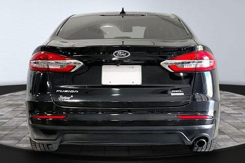 Black 2019 Ford Fusion SEL