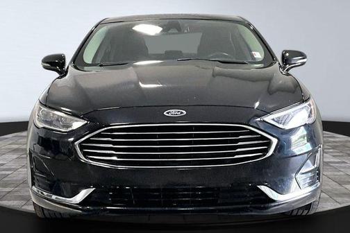 Black 2019 Ford Fusion SEL
