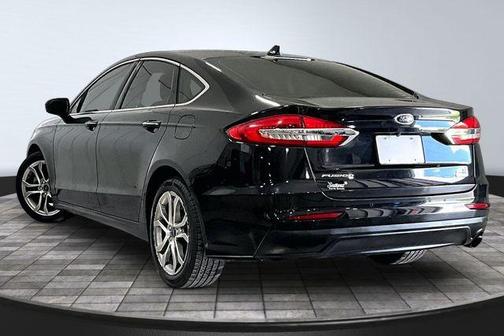 Black 2019 Ford Fusion SEL