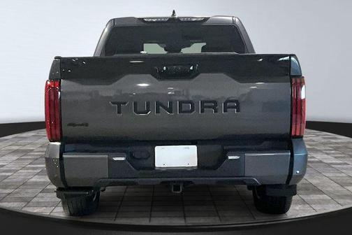2023 Toyota Tundra Hybrid Platinum