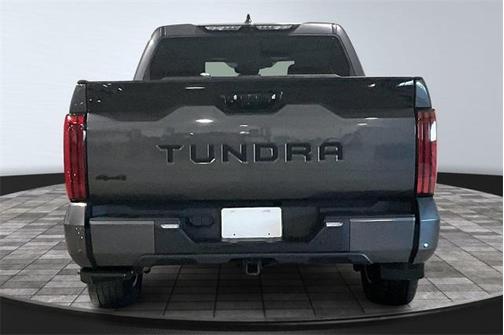 2023 Toyota Tundra Hybrid Platinum