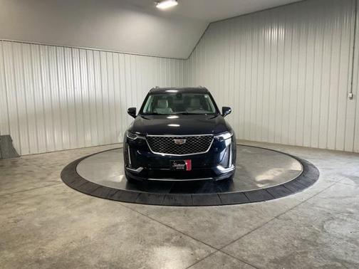 2022 Cadillac XT6 Premium Luxury AWD