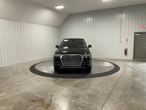 2019 Audi Q7 55 Prestige