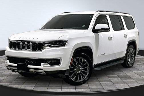 Bright White Clearcoat 2022 Jeep Wagoneer Series III